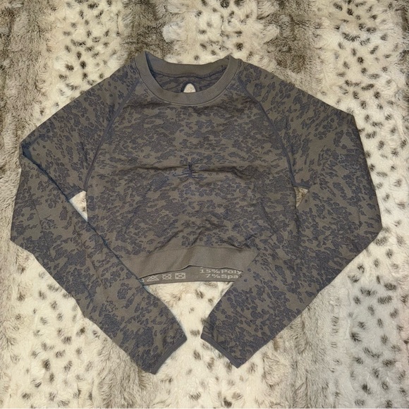 Aoxjox BUNDLE of 2 Cropped Workout Tops - Picture 9 of 10